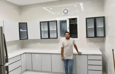 فني مطابخ حي الرحاب جدة لتركيب وصيانة المطابخ
